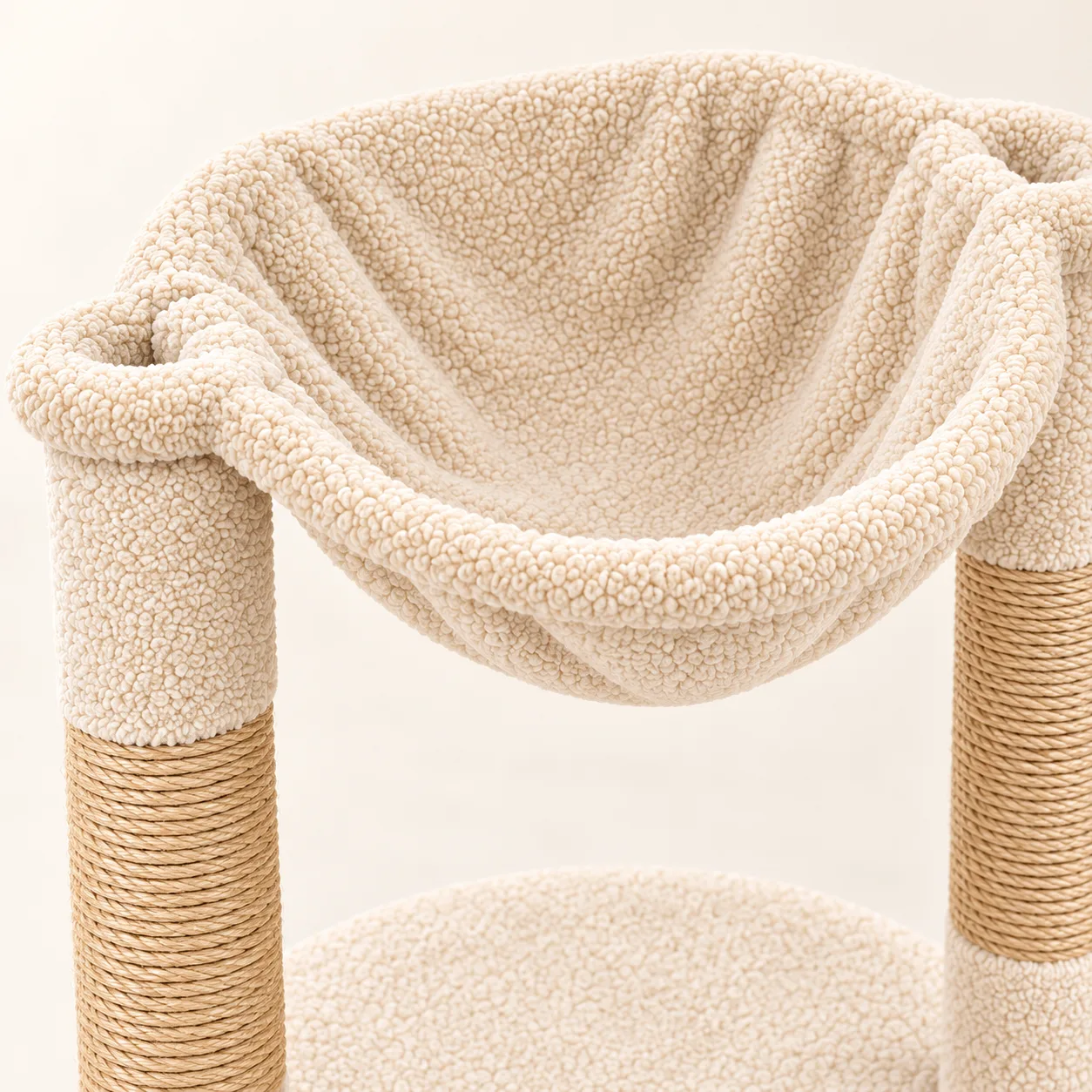 Teddy-fleece hammock and post detail