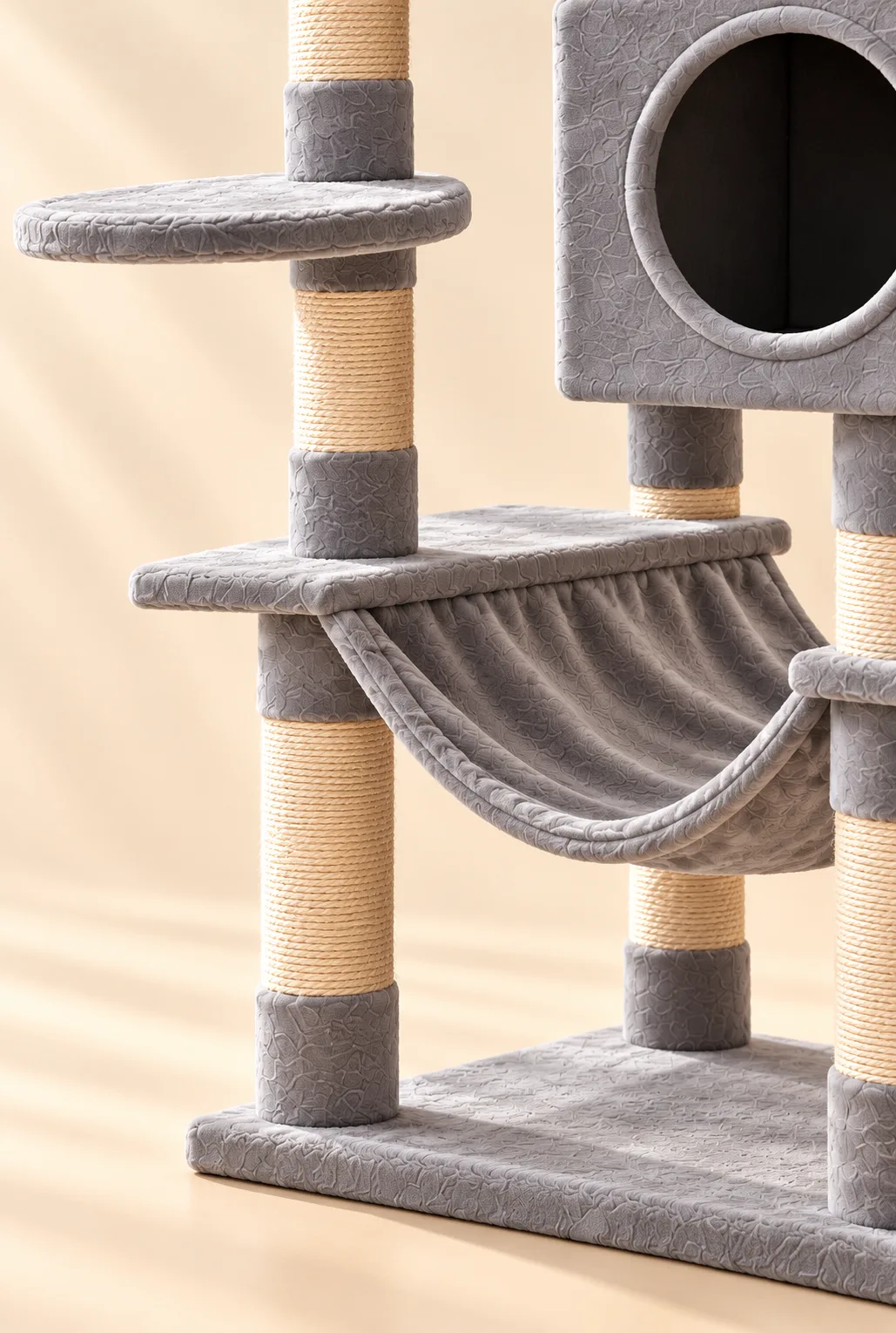 Hammock, round perch and square base detail