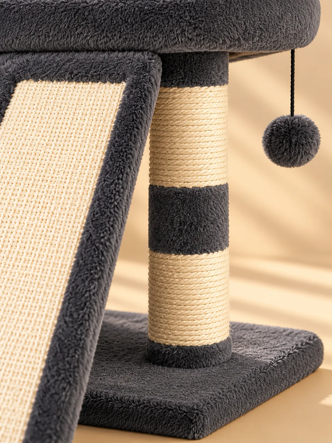Sisal post, hanging ball and square base detail