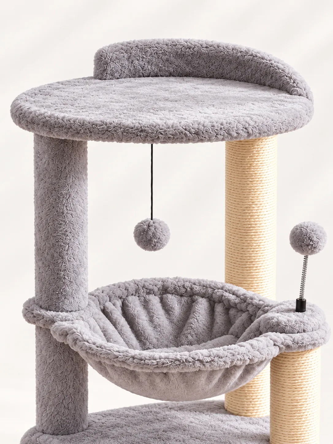 Round top deck, hanging ball and hammock detail